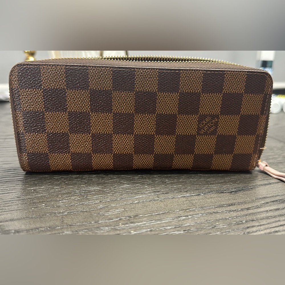 Louis Vuitton Clémence Wallet- Rose Ballerine